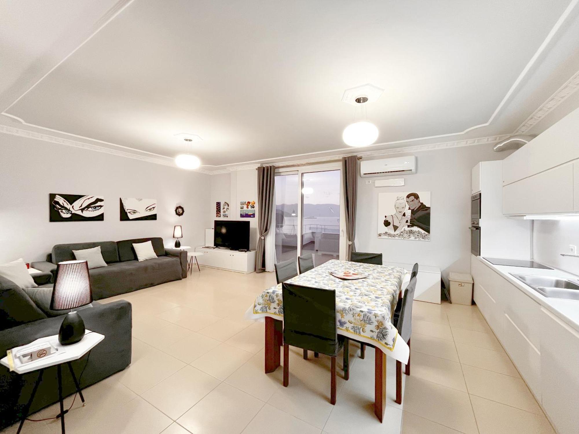 Sky & Sea Viewing Apartment Vlore Exterior photo